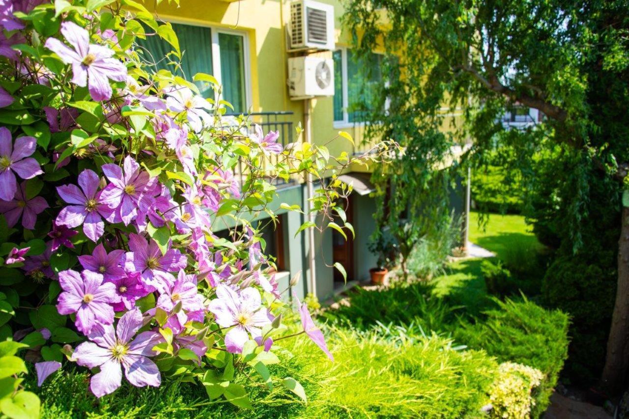 Вила Костадинов Varna ภายนอก รูปภาพ