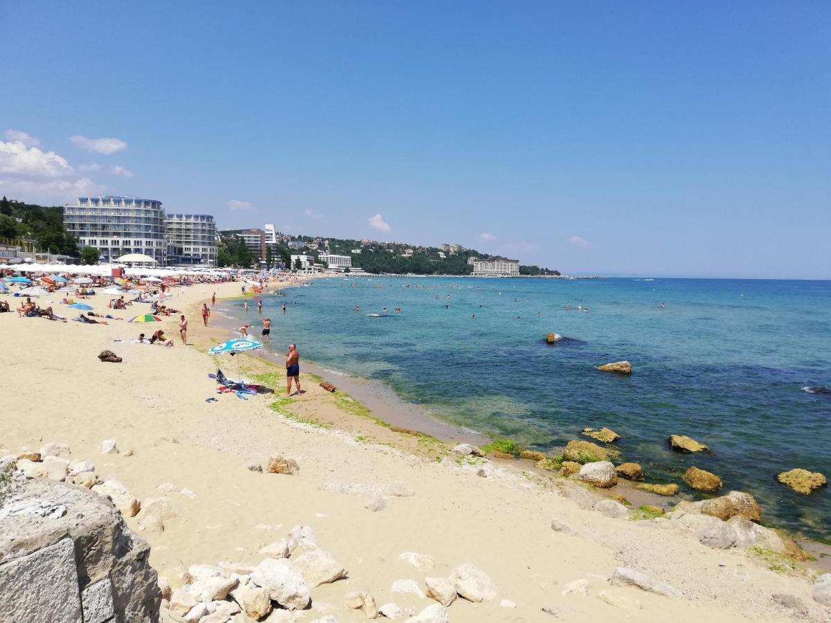 Вила Костадинов Varna ภายนอก รูปภาพ